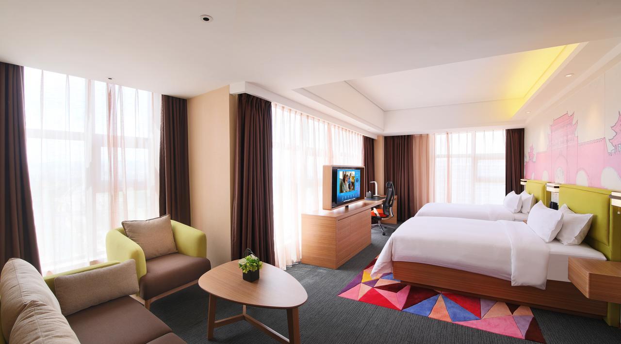 Hampton By Hilton Qujin Hotel Qujing Buitenkant foto