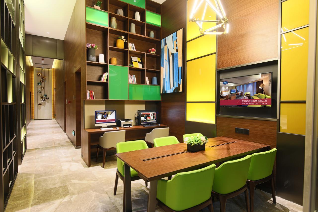 Hampton By Hilton Qujin Hotel Qujing Buitenkant foto